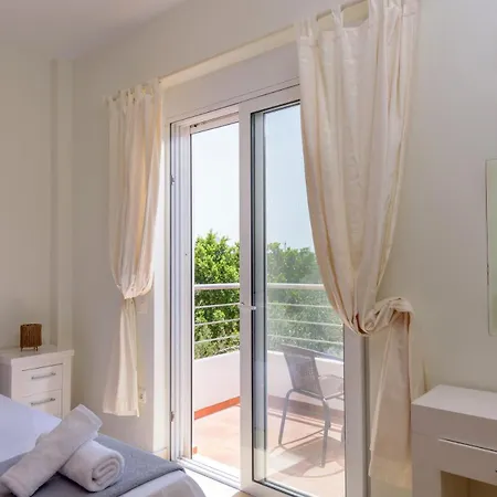 Seaview 2-bedroom 1 With 75 Sqm Shared Pool 빌라 *