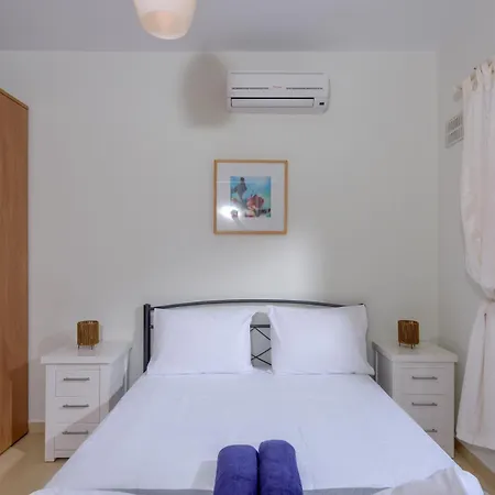 Seaview 2-bedroom 1 With 75 Sqm Shared Pool Villa