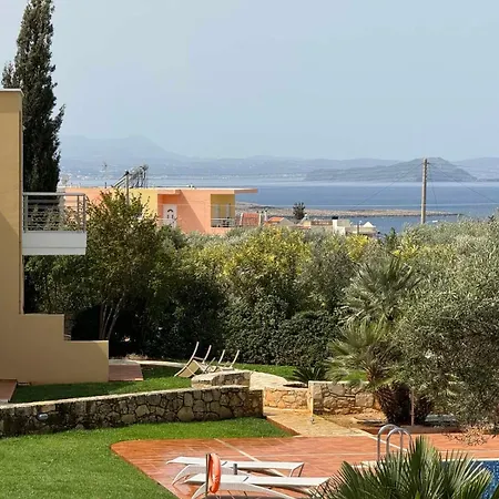 Seaview 2-bedroom 1 With 75 Sqm Shared Pool Villa
