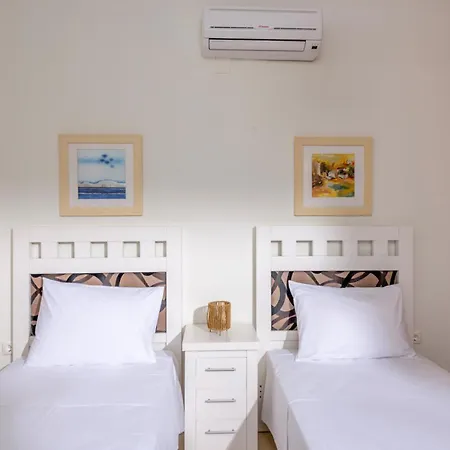 Seaview 2-bedroom 1 With 75 Sqm Shared Pool Villa *